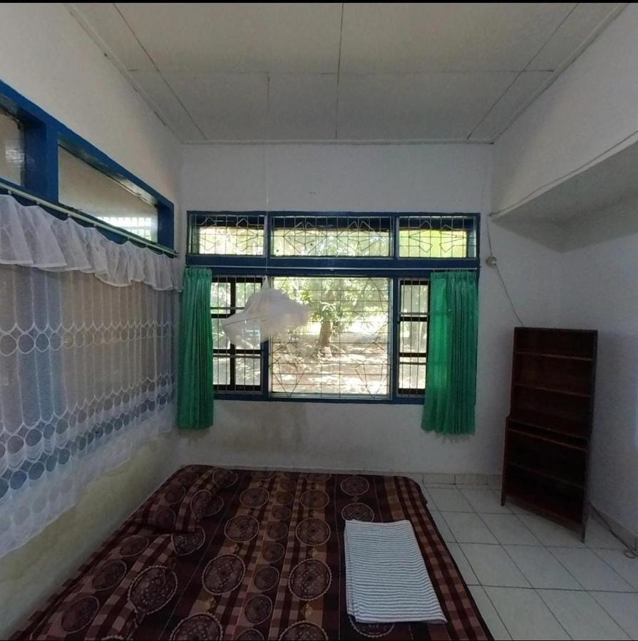 Guest House Dorm Floressa 마우메레 외부 사진